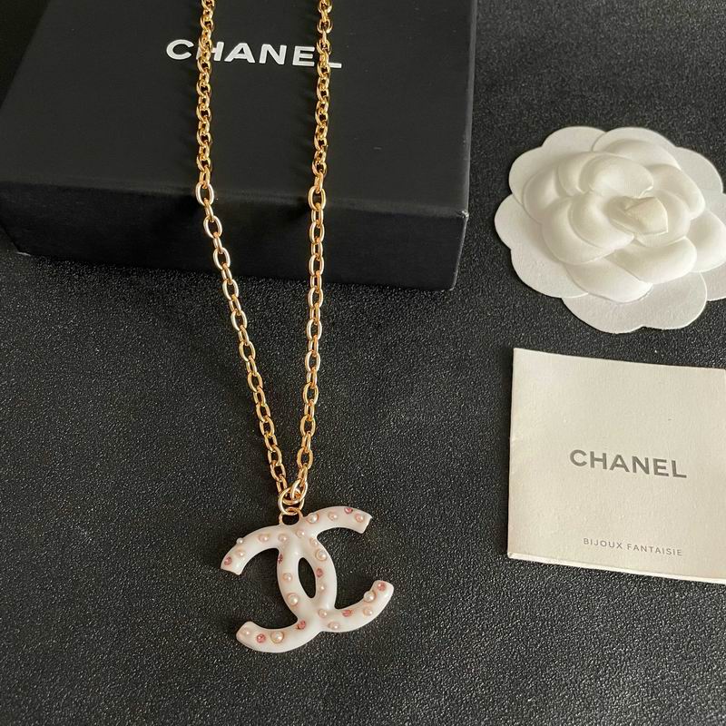 Chanel Necklace 07yxs106